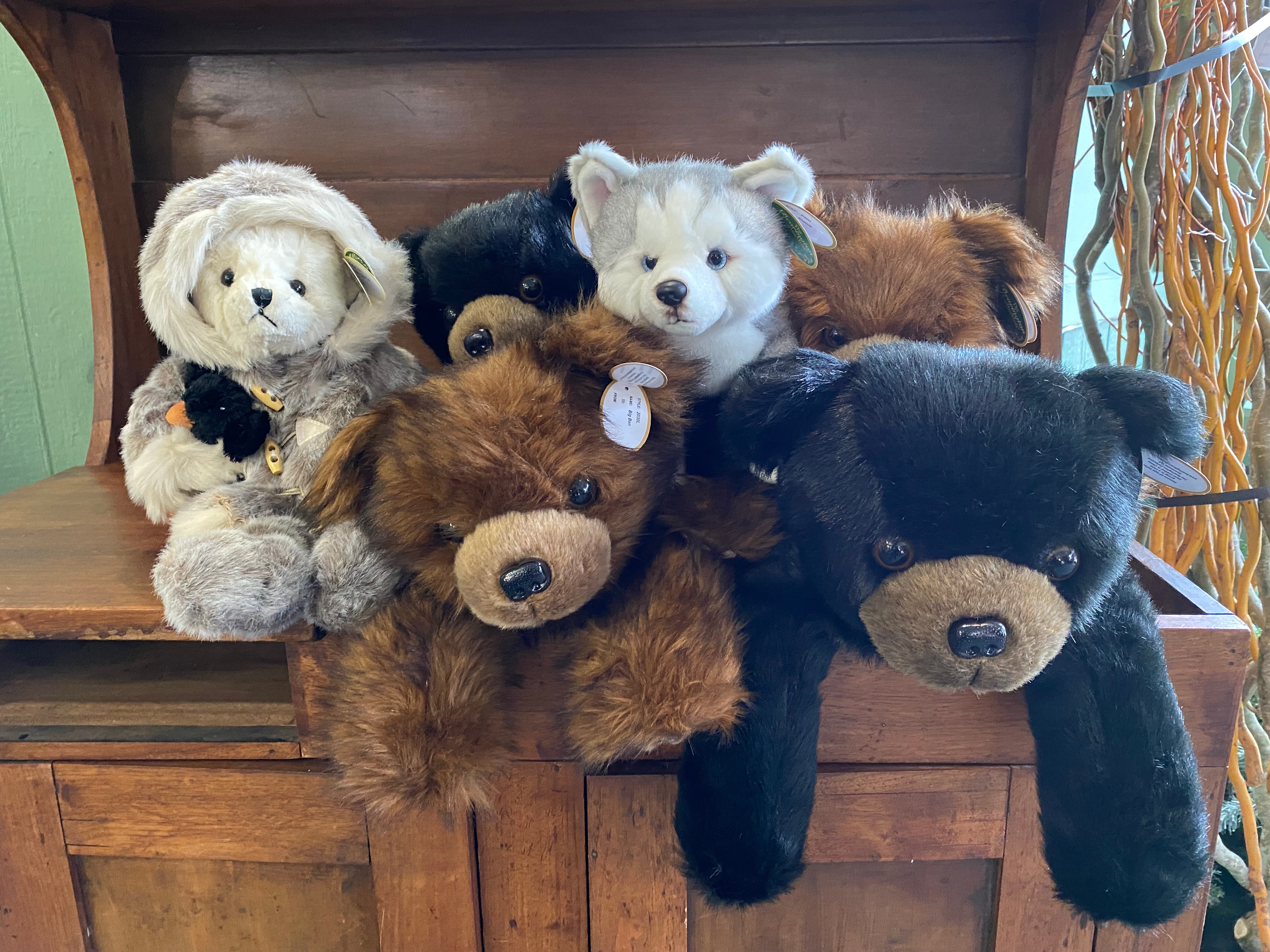 Woodsy Plushes - Bearington Collection